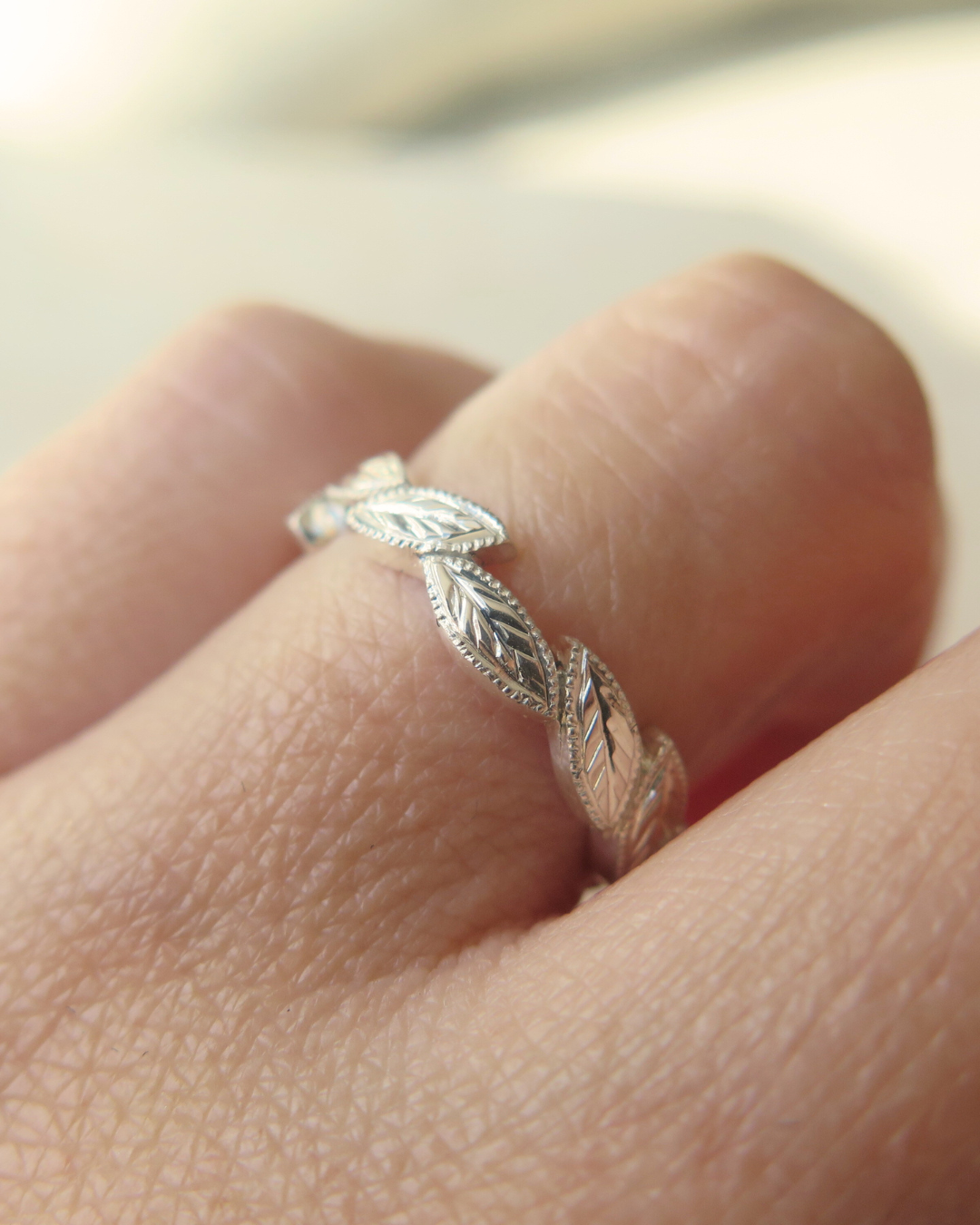 Anillo Denario Hojas